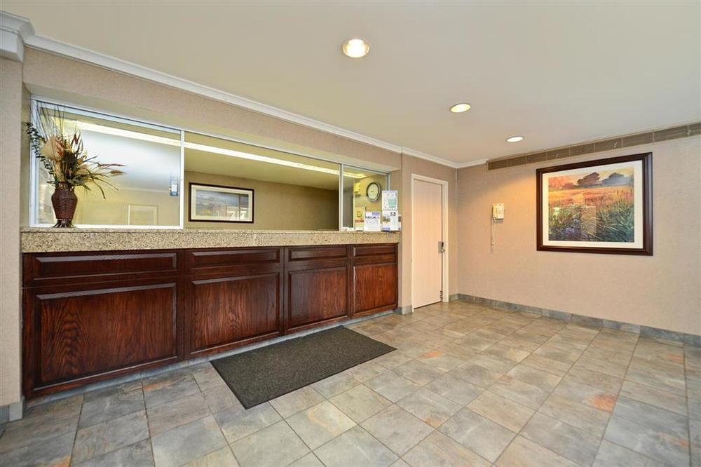 Americas Best Value Inn And Suites Overland Park İç mekan fotoğraf